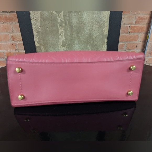 Coach | Charlie Carryall 28 Rose Embossed Crossbody Shoulder Bag - Picture 3 of 7